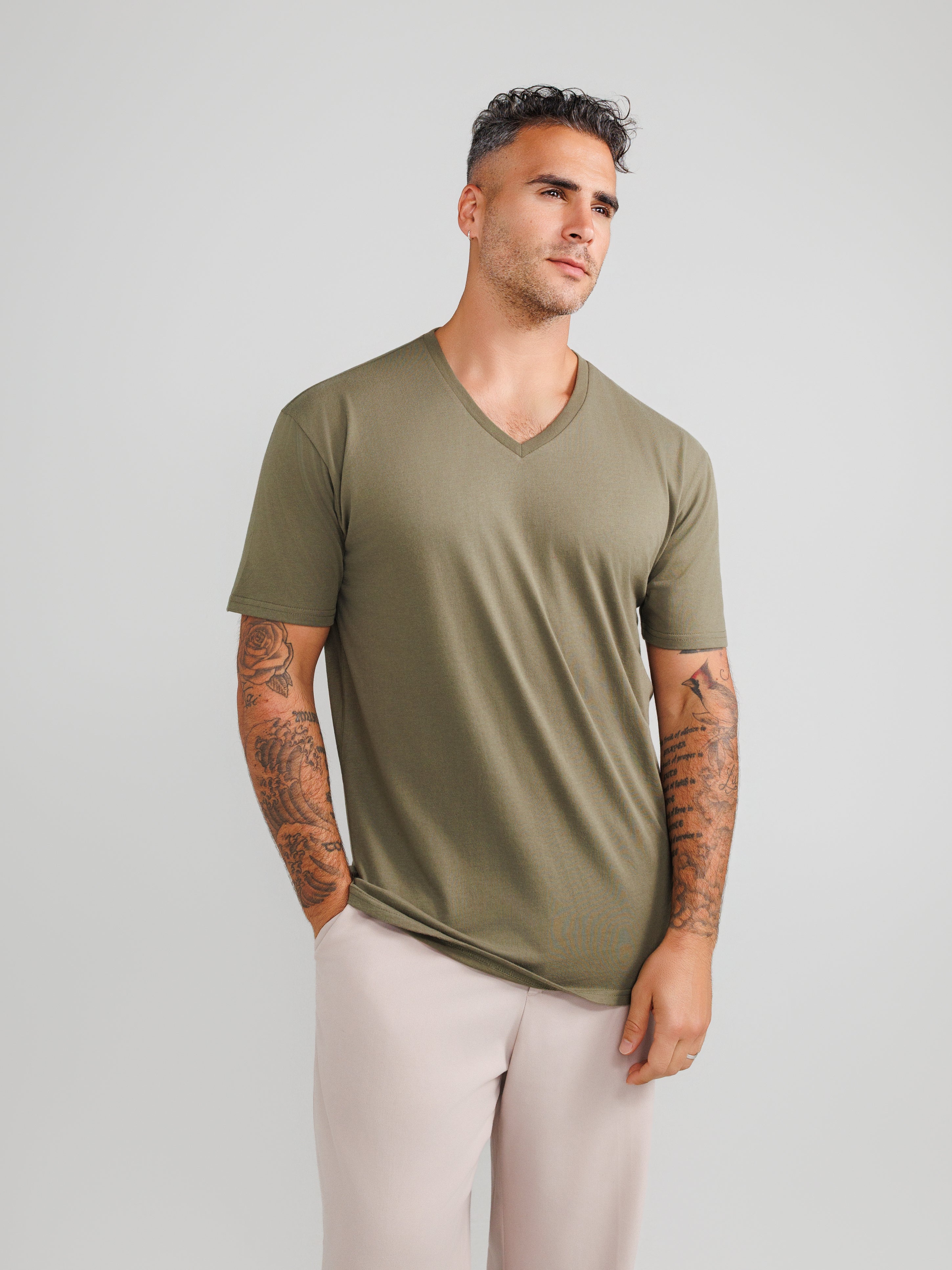 Olive V-Hals T-shirt
