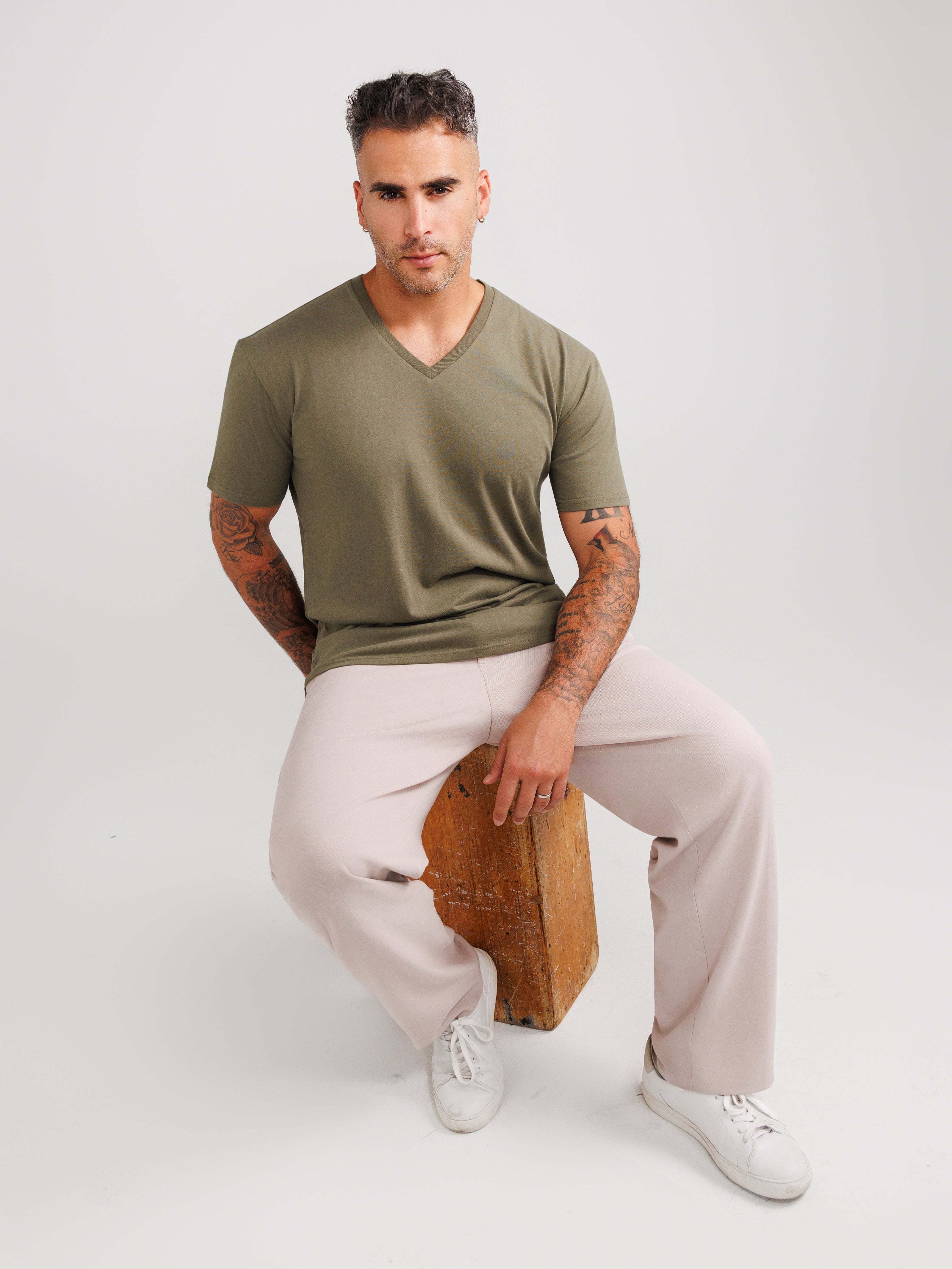 Olive V-Hals T-shirt